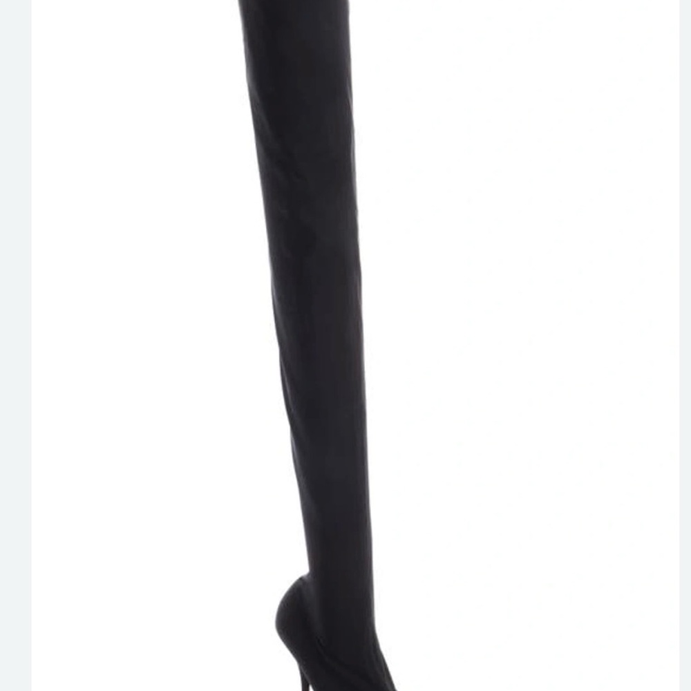 Balenciaga Over-the-Knee Sock Boots – Black | Seen on Kim Kardashian
size 36 - Picture 3 of 11
